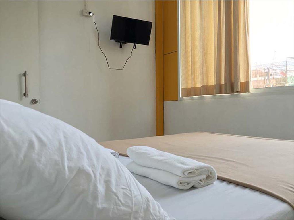 Warm White Hostel Bangkok Zimmer foto